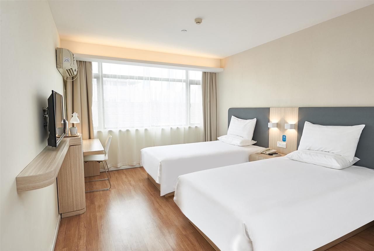 Hanting Hotel Zhuhai Qinglu Middle Road Екстер'єр фото